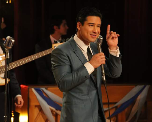 Mario-Lopez-as-Vince-Fontaine-in-Grease-Live